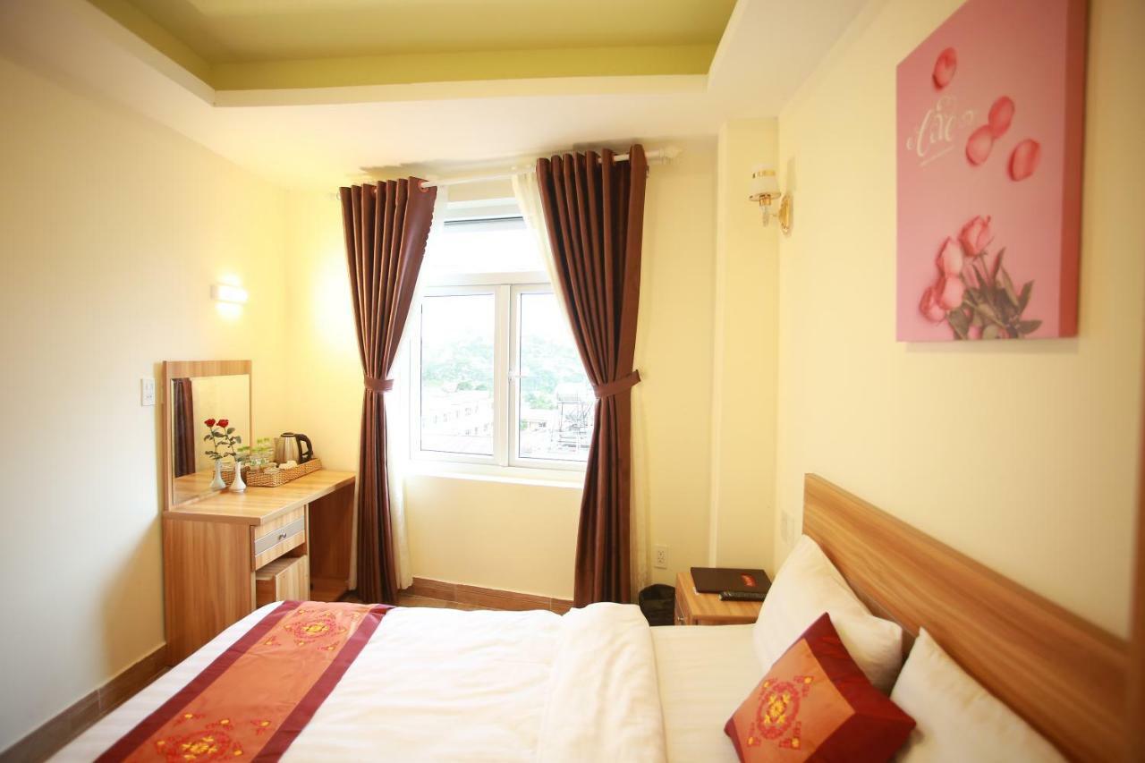 Vanilla Dalat Hotel מראה חיצוני תמונה